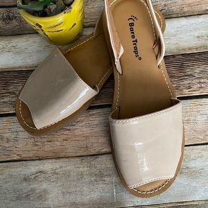 Bare Traps Cream Vienna Sling Back Sandals Sz 6.5M